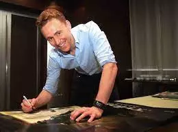 Tom Hiddleston Wzrost